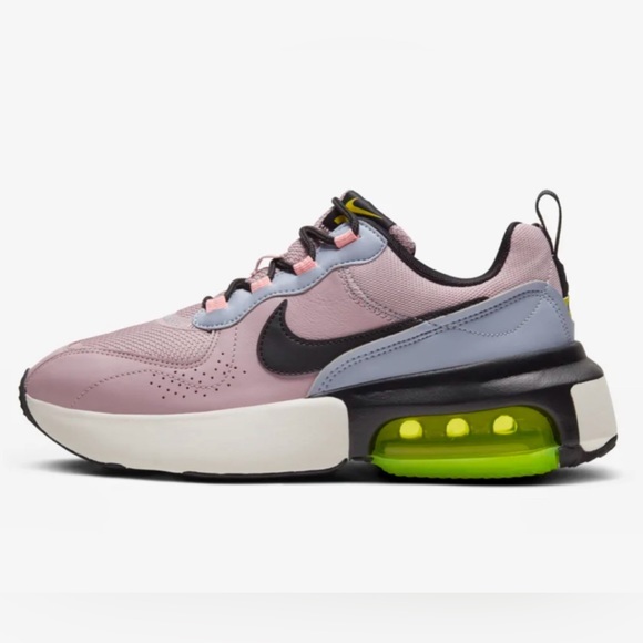 Women's Nike Air Max Verona Plum Chalk Size